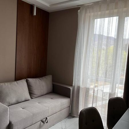 Апартаменти Sunvi В Жк Сонячний Квартал Golubinoye Bagian luar foto