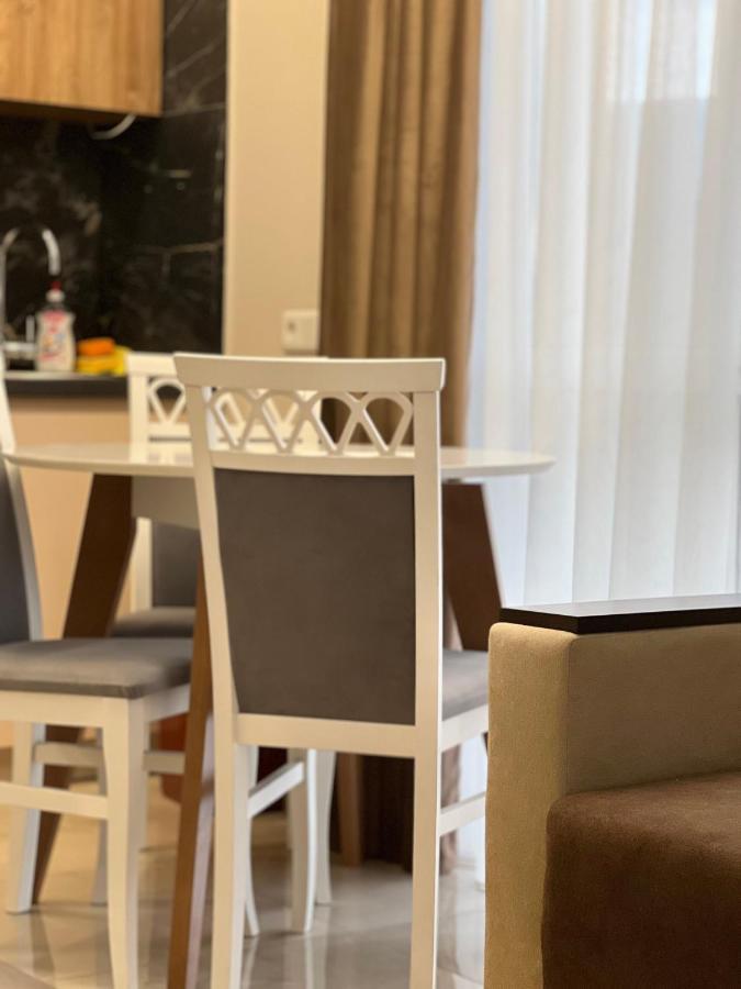 Апартаменти Sunvi В Жк Сонячний Квартал Golubinoye Bagian luar foto